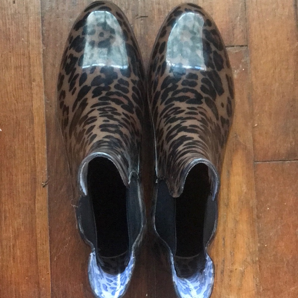 Leopard print rain boots